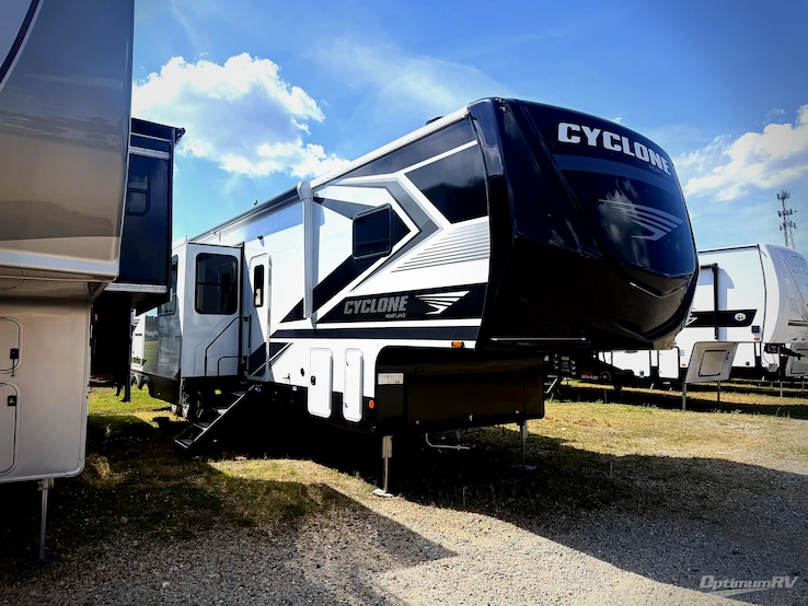 2026 Heartland Cyclone 3913 RV Photo 1