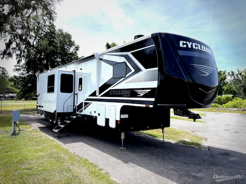New 2026 Heartland Cyclone 3913 Featured Photo