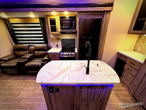 2021 Forest River Cherokee Arctic Wolf 3550SUITE RV Photo 2