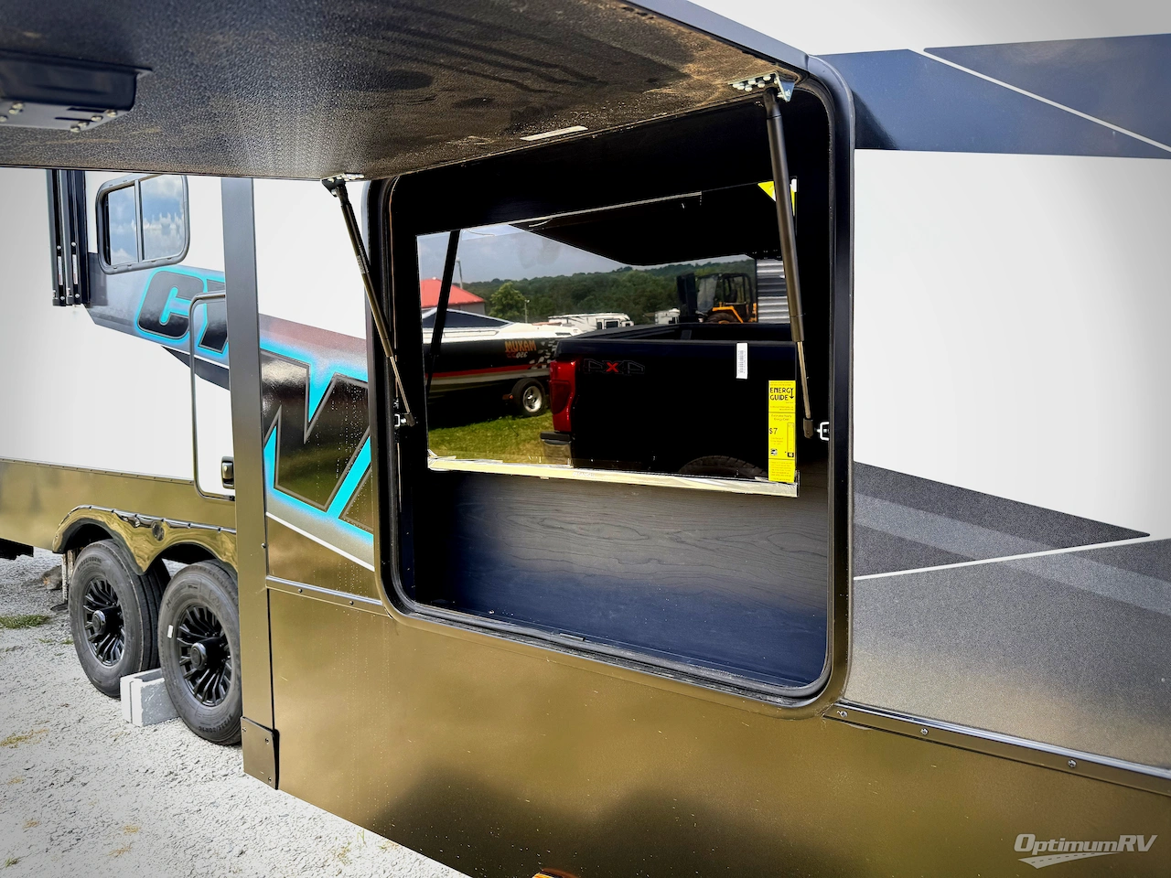 2026 Heartland Cyclone 4008 Photo 24