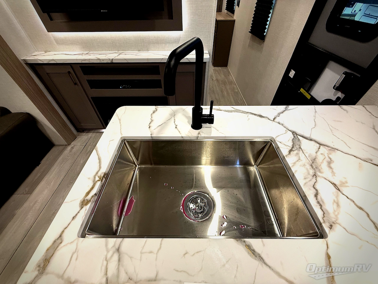 2026 KZ Sportsmen SE 383DBKSE Photo 12