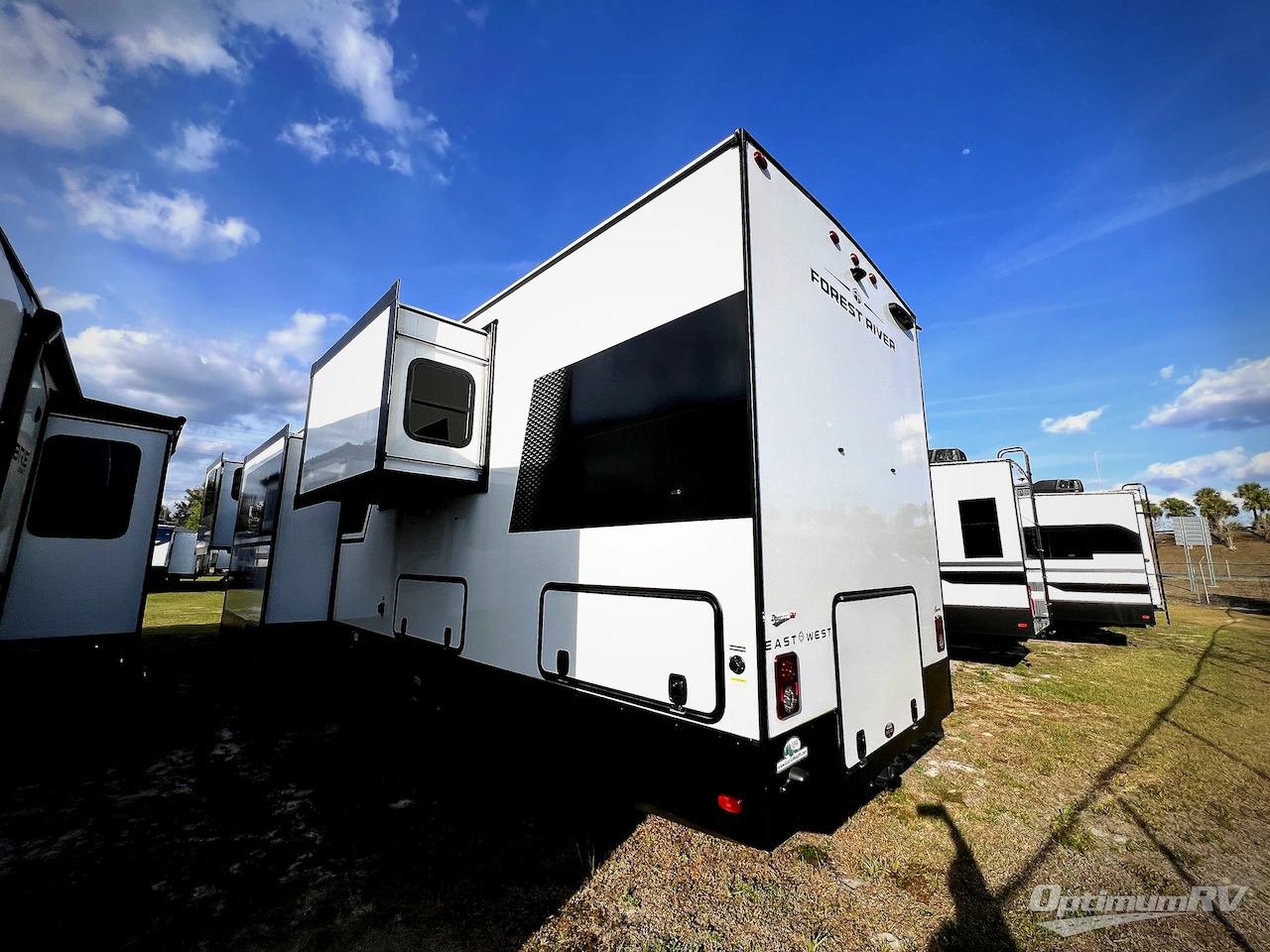 2025 East To West Ahara 380FL Photo 2