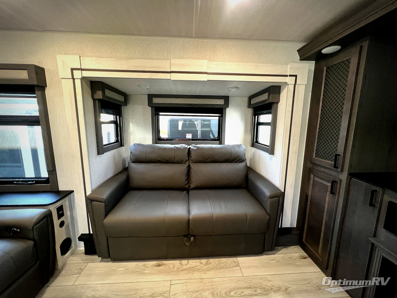 2025 East To West Ahara 380FL Photo 8