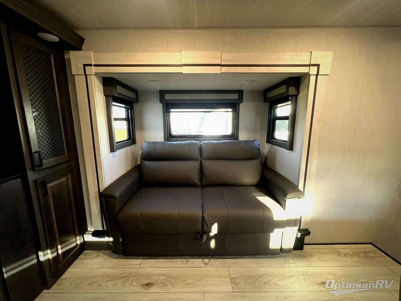 2025 East To West Ahara 380FL Photo 9