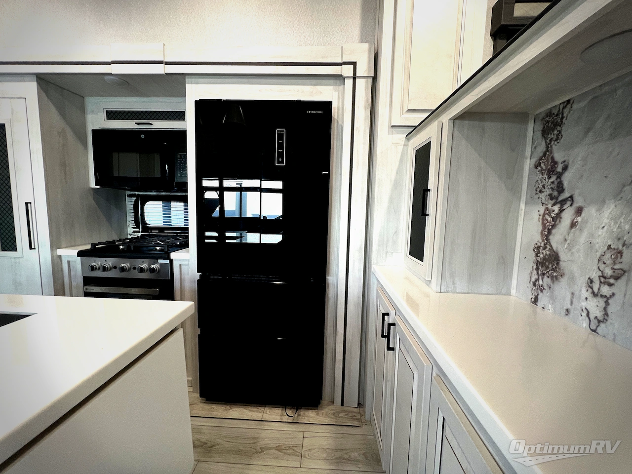 2025 East To West Ahara 380FL Photo 15