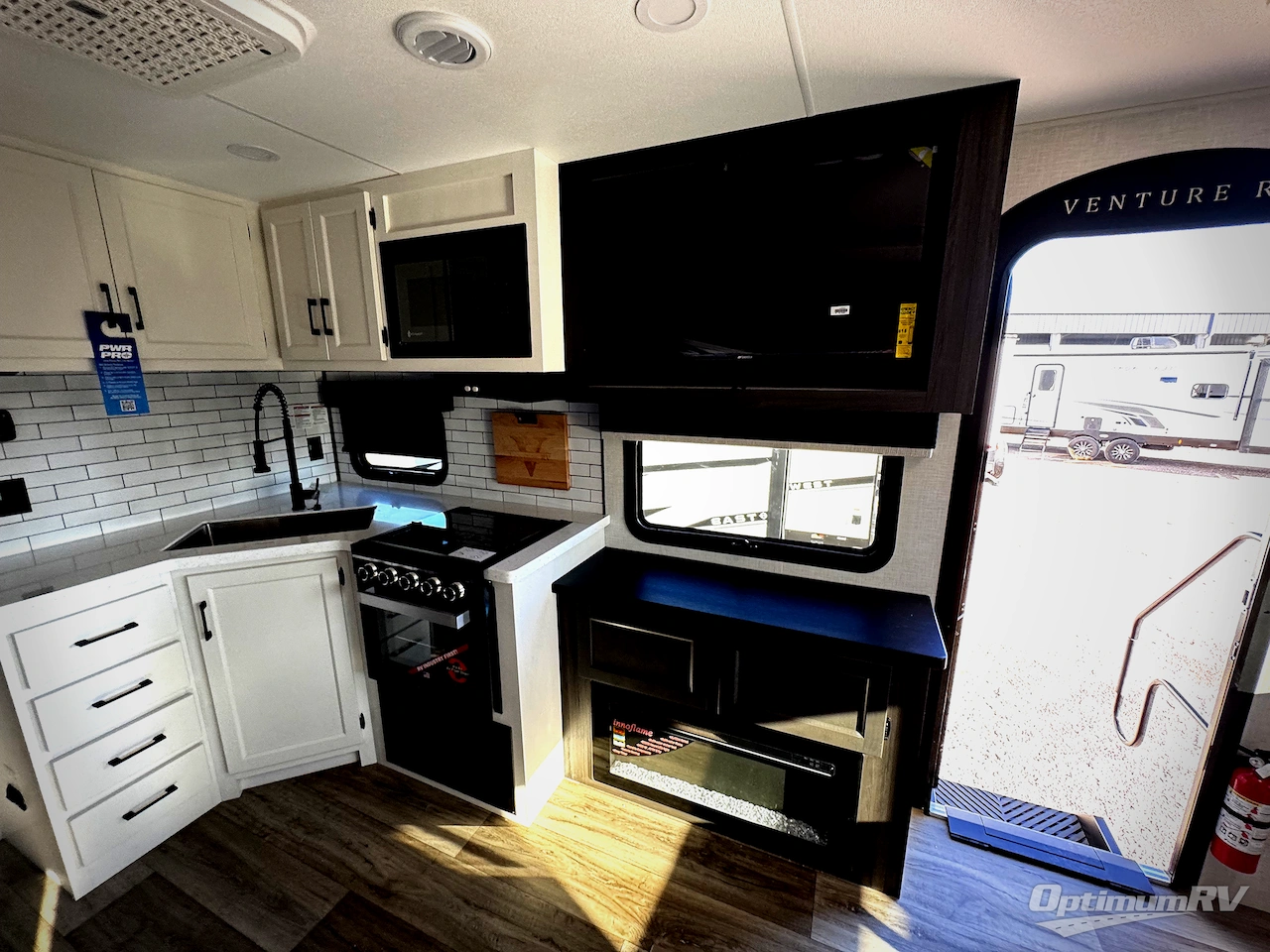 2026 Venture SportTrek Touring Edition STT302VRD Photo 6