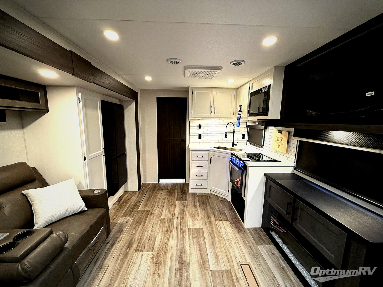 2026 Venture SportTrek Touring Edition STT302VRD Photo 4