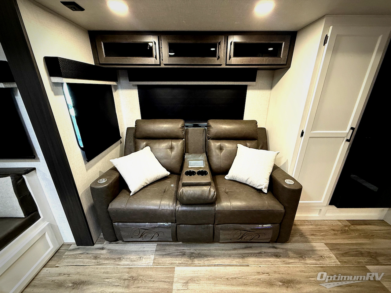 2026 Venture SportTrek Touring Edition STT302VRD Photo 9