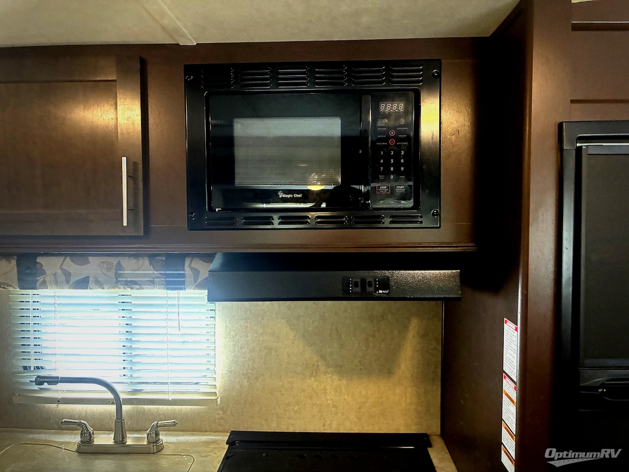 2017 Forest River Cherokee Grey Wolf 26CKSE Photo 12