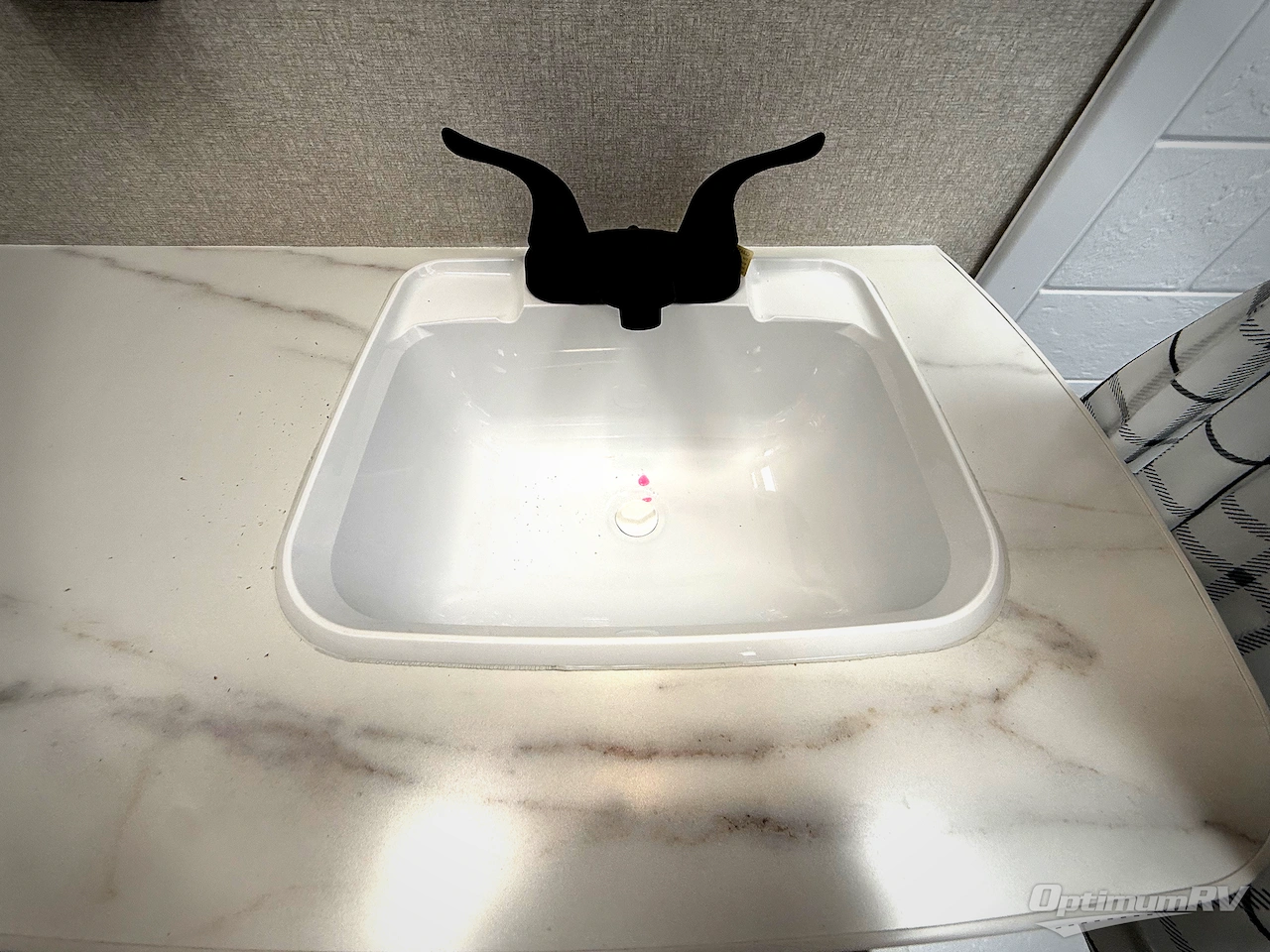 2026 Heartland Prowler 2100QB Photo 9