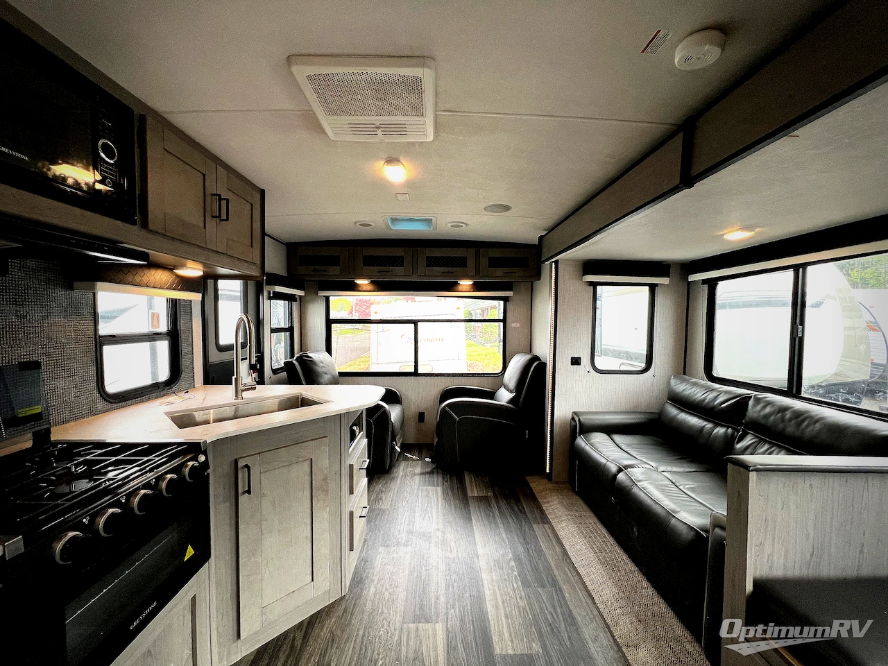 2021 Heartland Mallard 27 Photo 3