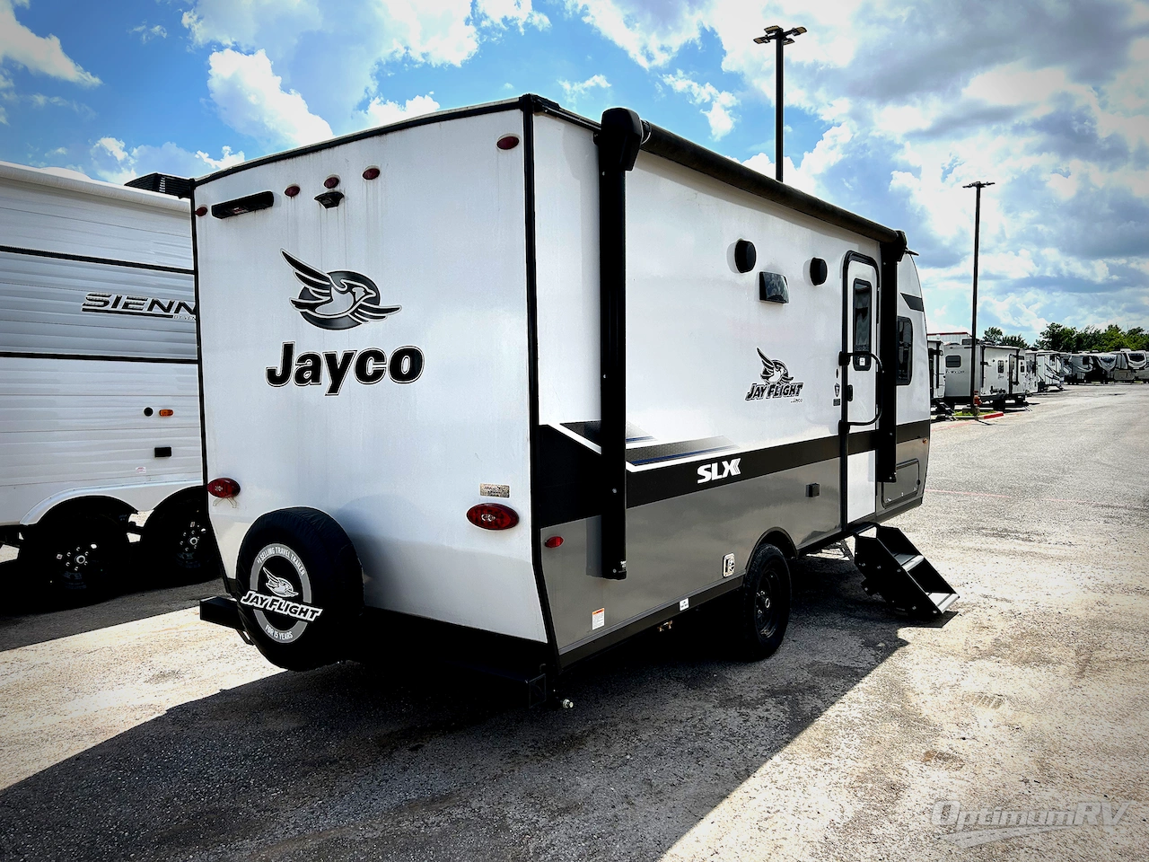 2024 Jayco Jay Flight SLX 174BH Photo 2