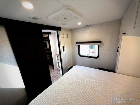 2026 Venture Sienna SA311VDB RV Photo 4