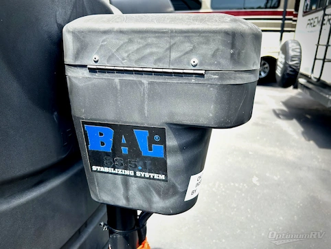 2021 Coachmen Adrenaline 27KB RV Photo 4