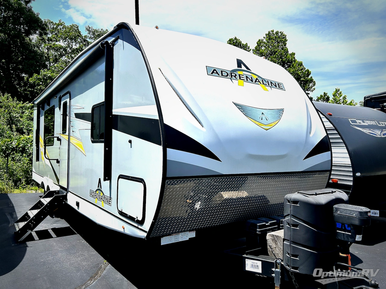 2021 Coachmen Adrenaline 27KB Photo 1