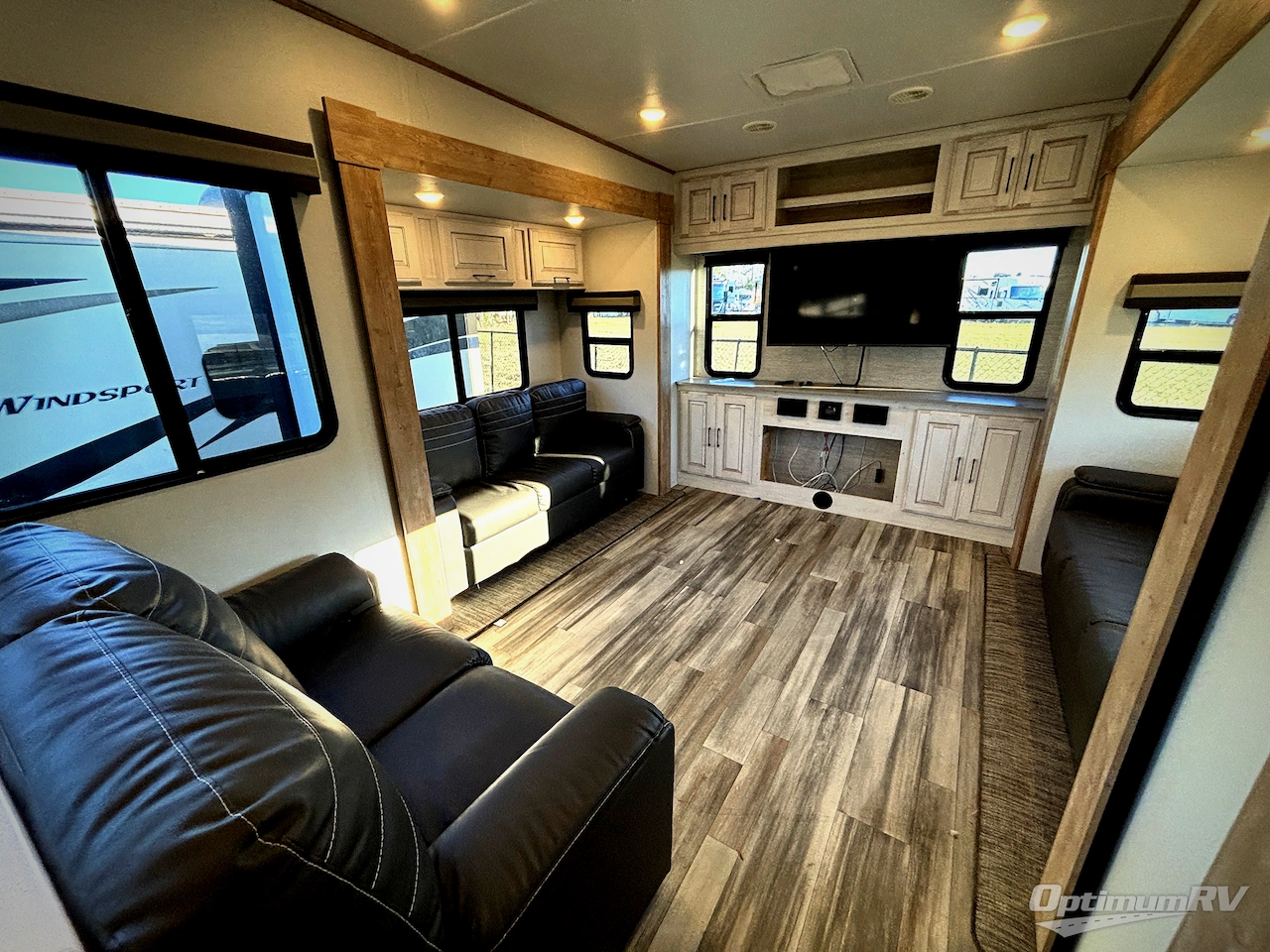 2024 Heartland Bighorn Traveler 37RD Photo 8