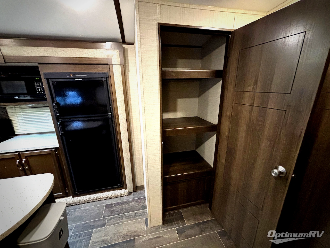 2018 Keystone Premier Ultra Lite 26RBPR Photo 8