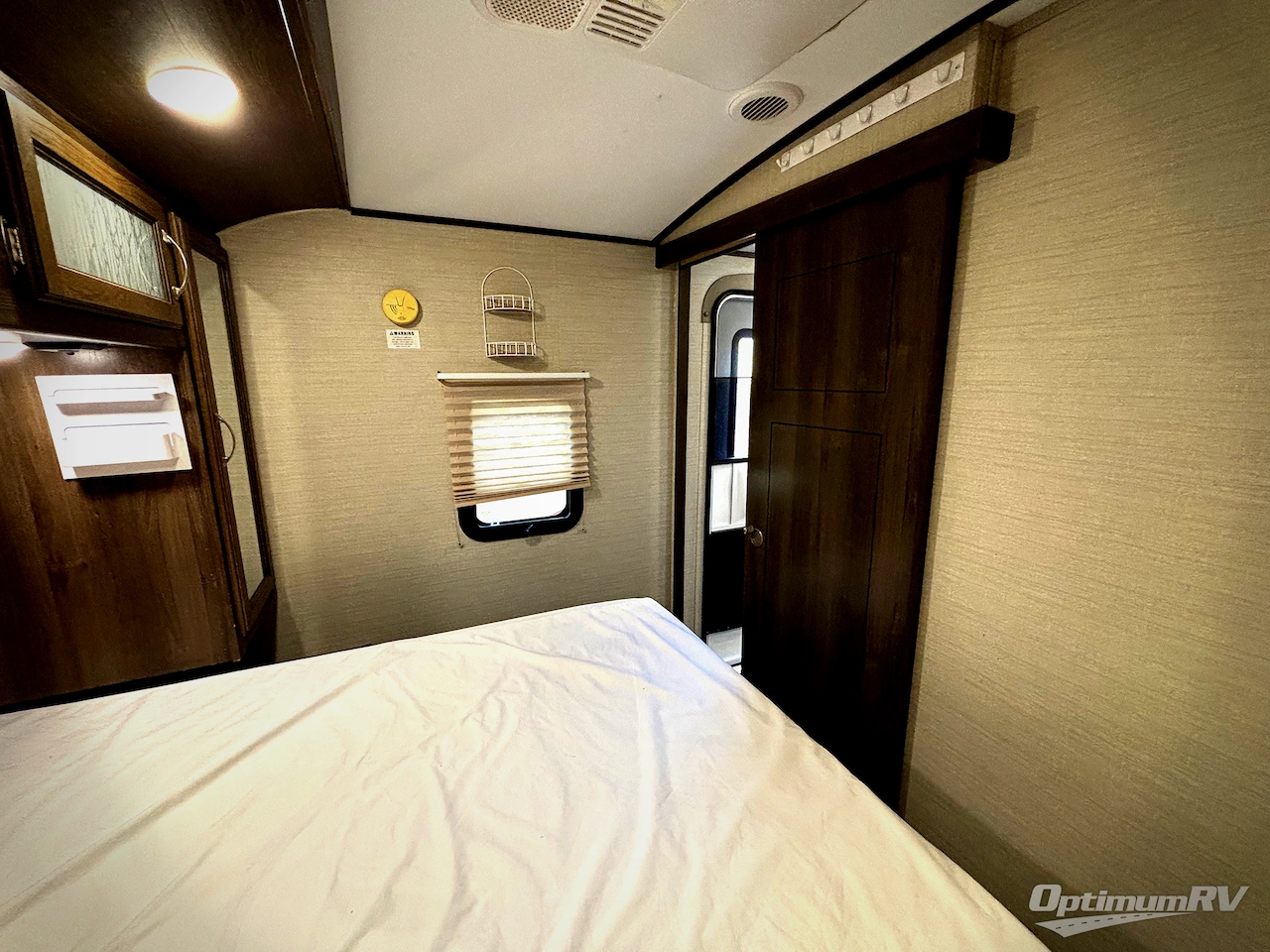 2018 Keystone Premier Ultra Lite 26RBPR Photo 14