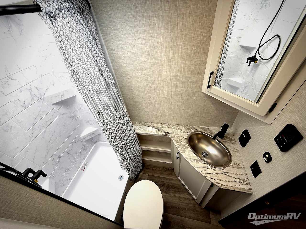 2026 Venture Stratus SR281VBH Photo 17