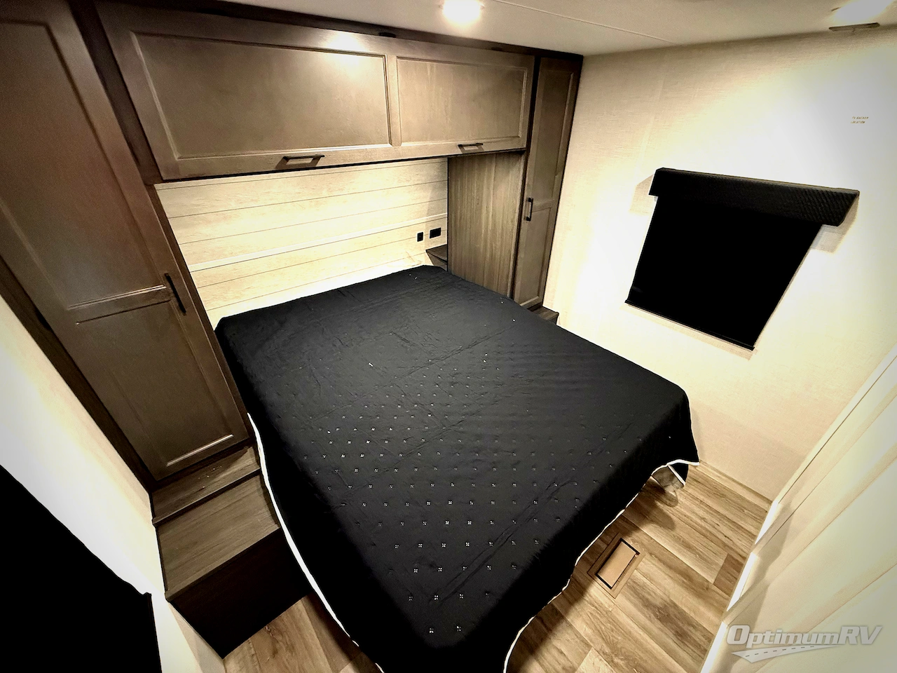 2026 Venture Stratus SR281VBH Photo 19