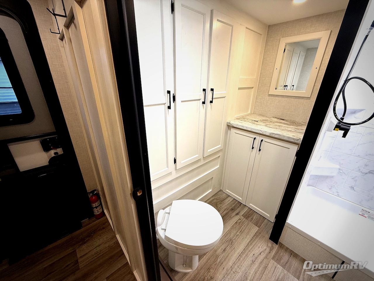 2026 Venture Stratus SR261VRB Photo 20