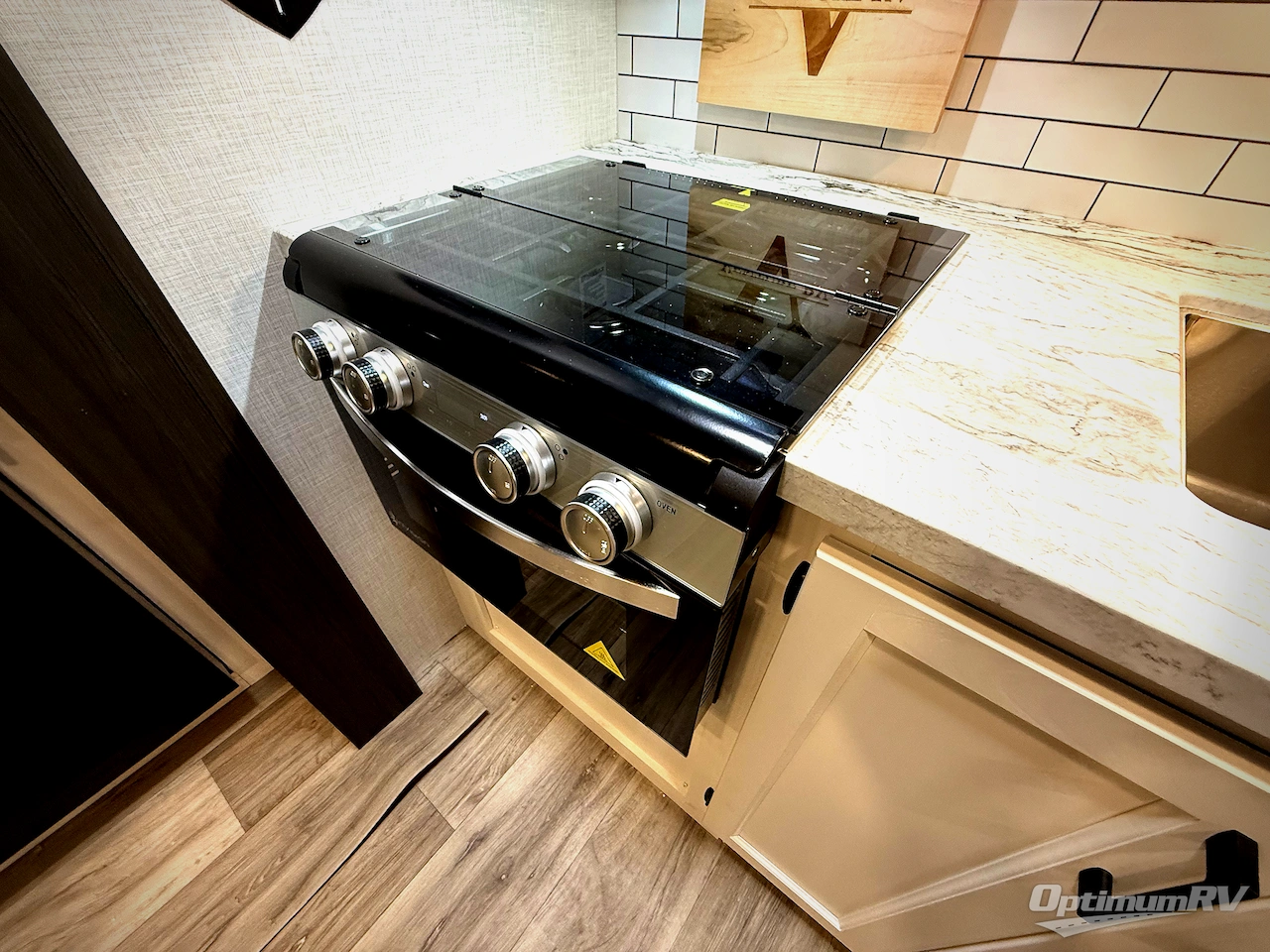 2026 Venture Stratus SR302VBH Photo 7