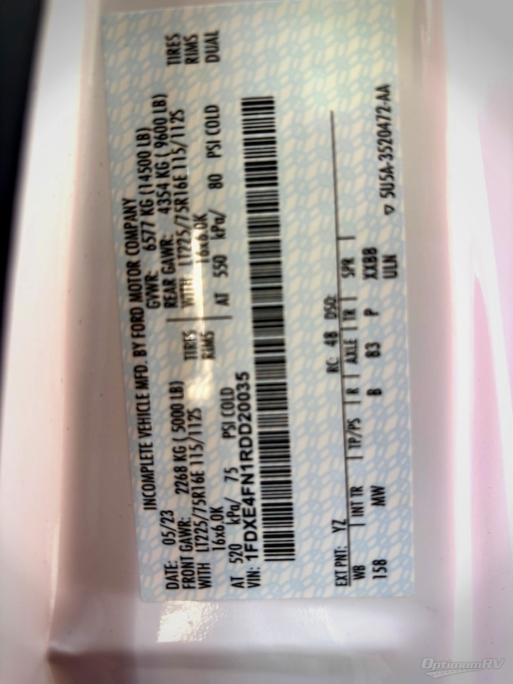 2024 Thor Chateau 25V Photo 20