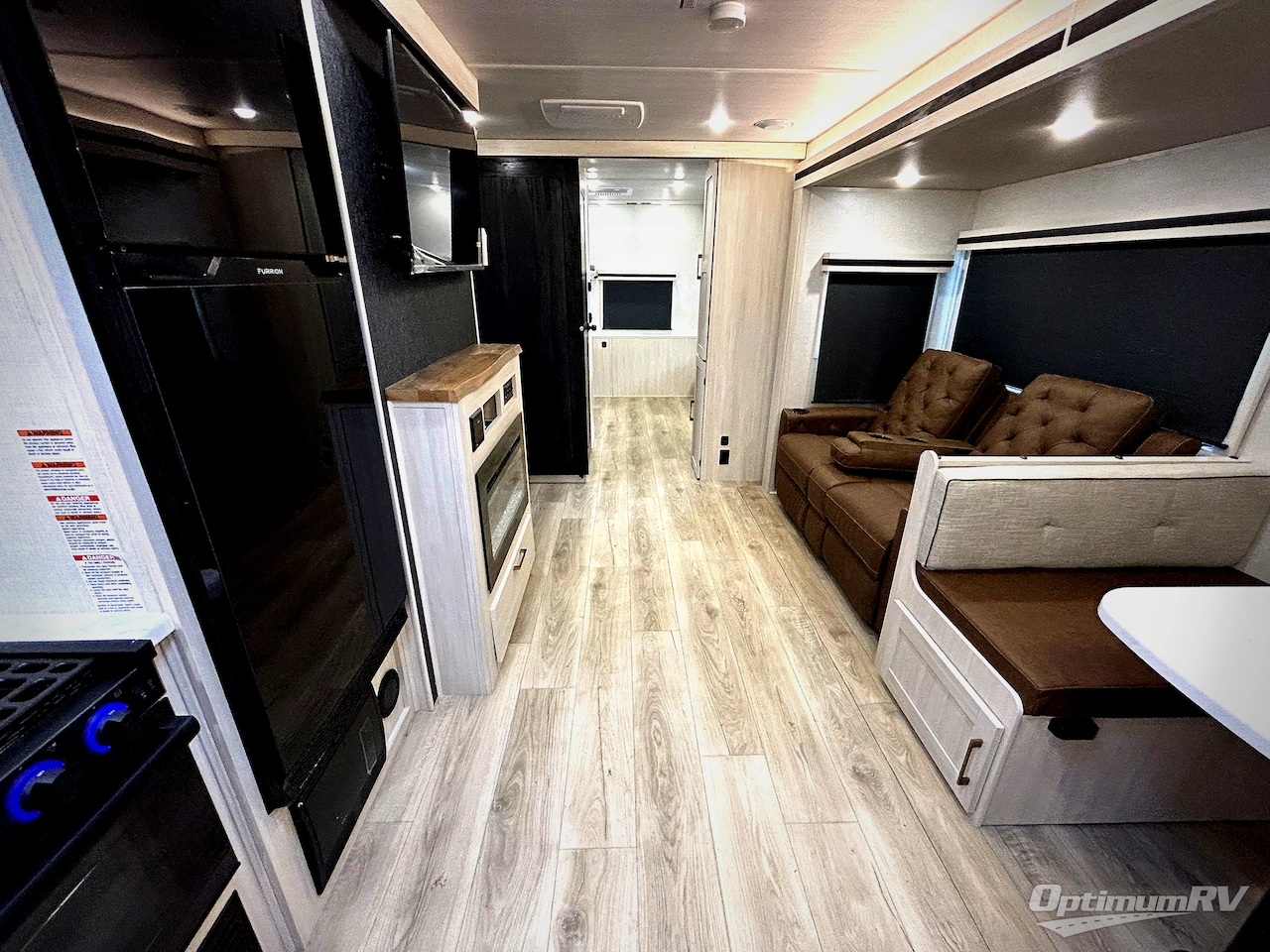2025 Forest River Surveyor Legend 303BHLE Photo 4
