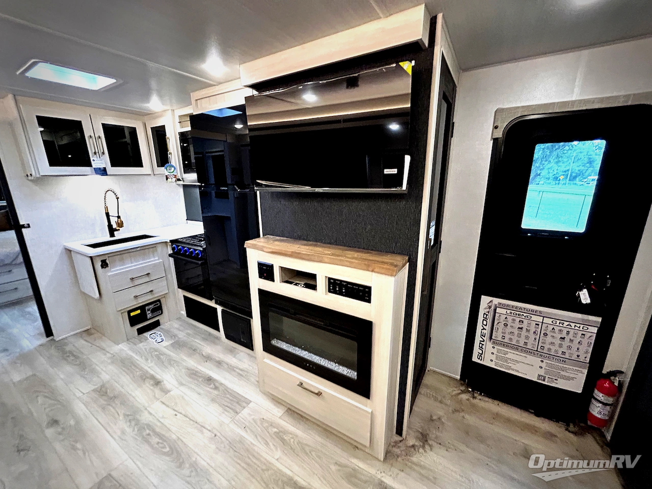 2025 Forest River Surveyor Legend 303BHLE Photo 14