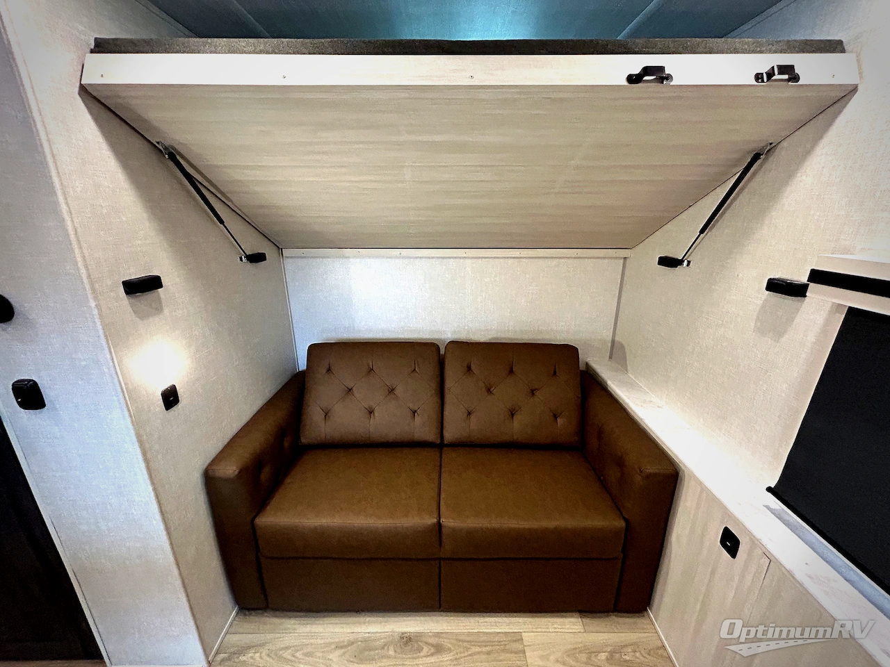 2025 Forest River Surveyor Legend 303BHLE Photo 18