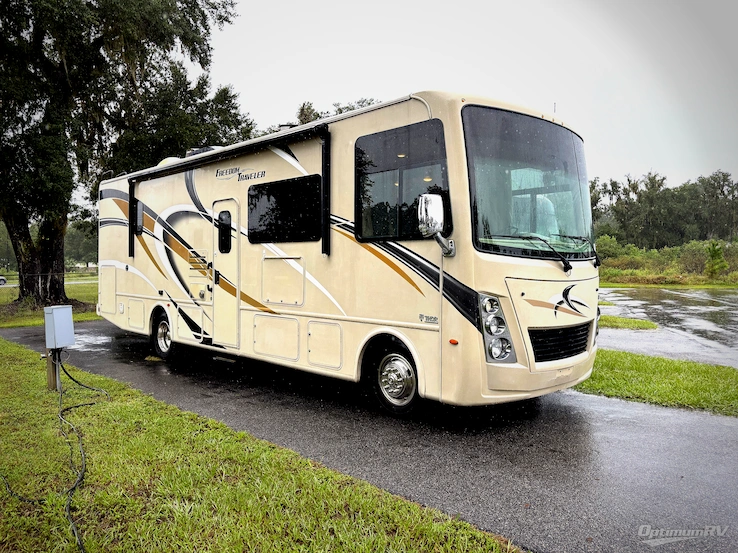 2019 Thor Freedom Traveler A30 RV Photo 1