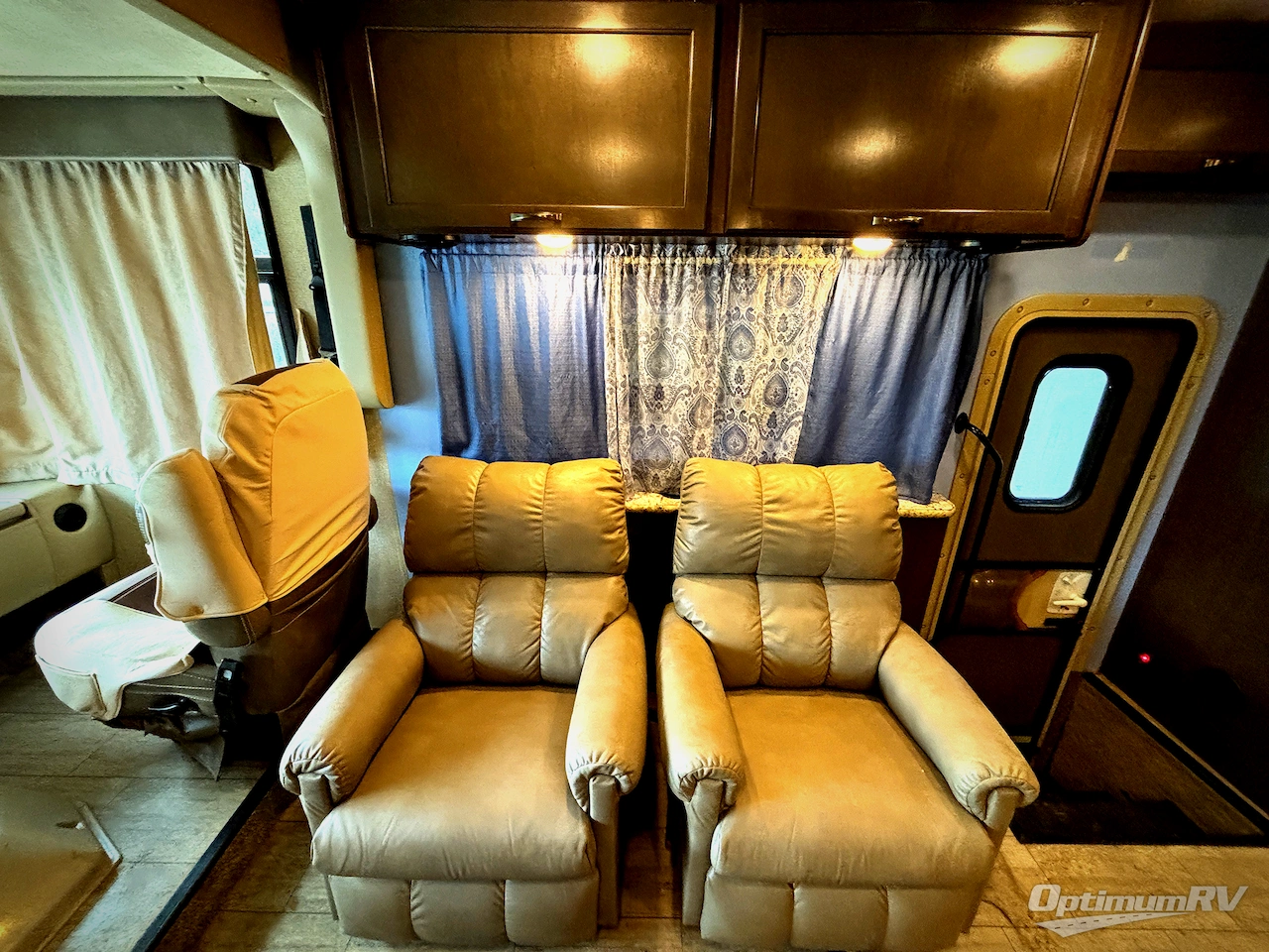 2019 Thor Freedom Traveler A30 Photo 10