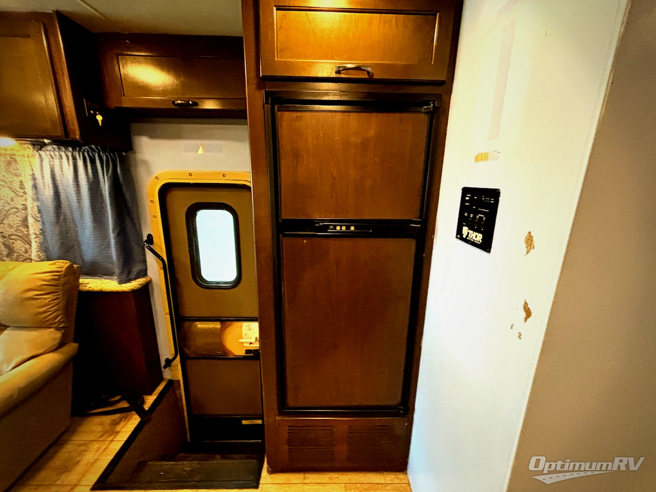 2019 Thor Freedom Traveler A30 Photo 13