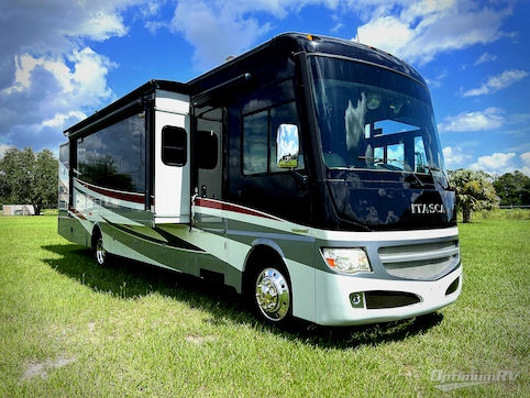Used 2015 Itasca Suncruiser 38Q Featured Photo