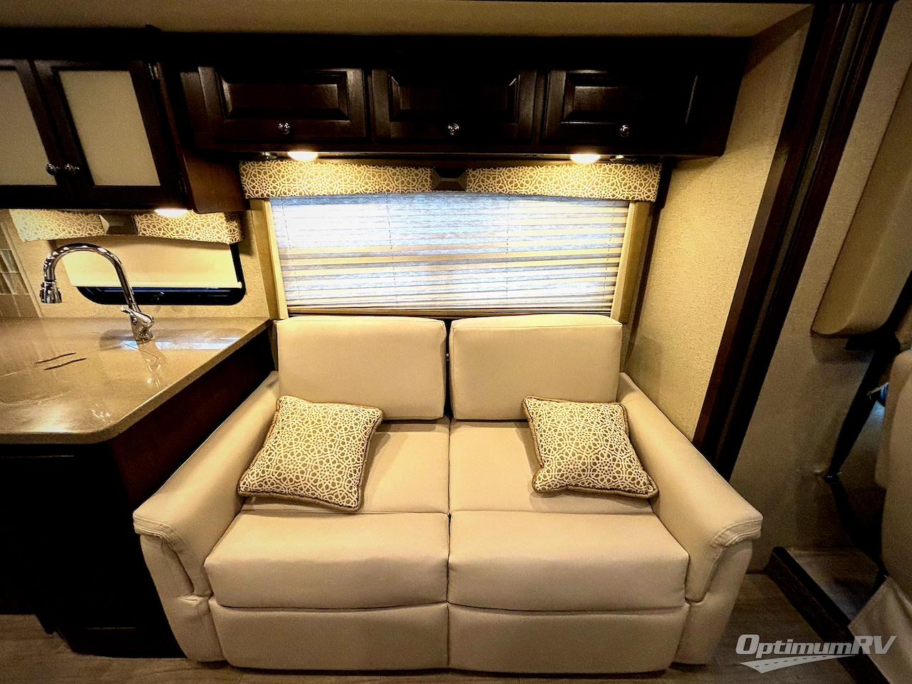 2020 Thor Windsport 29M Photo 12