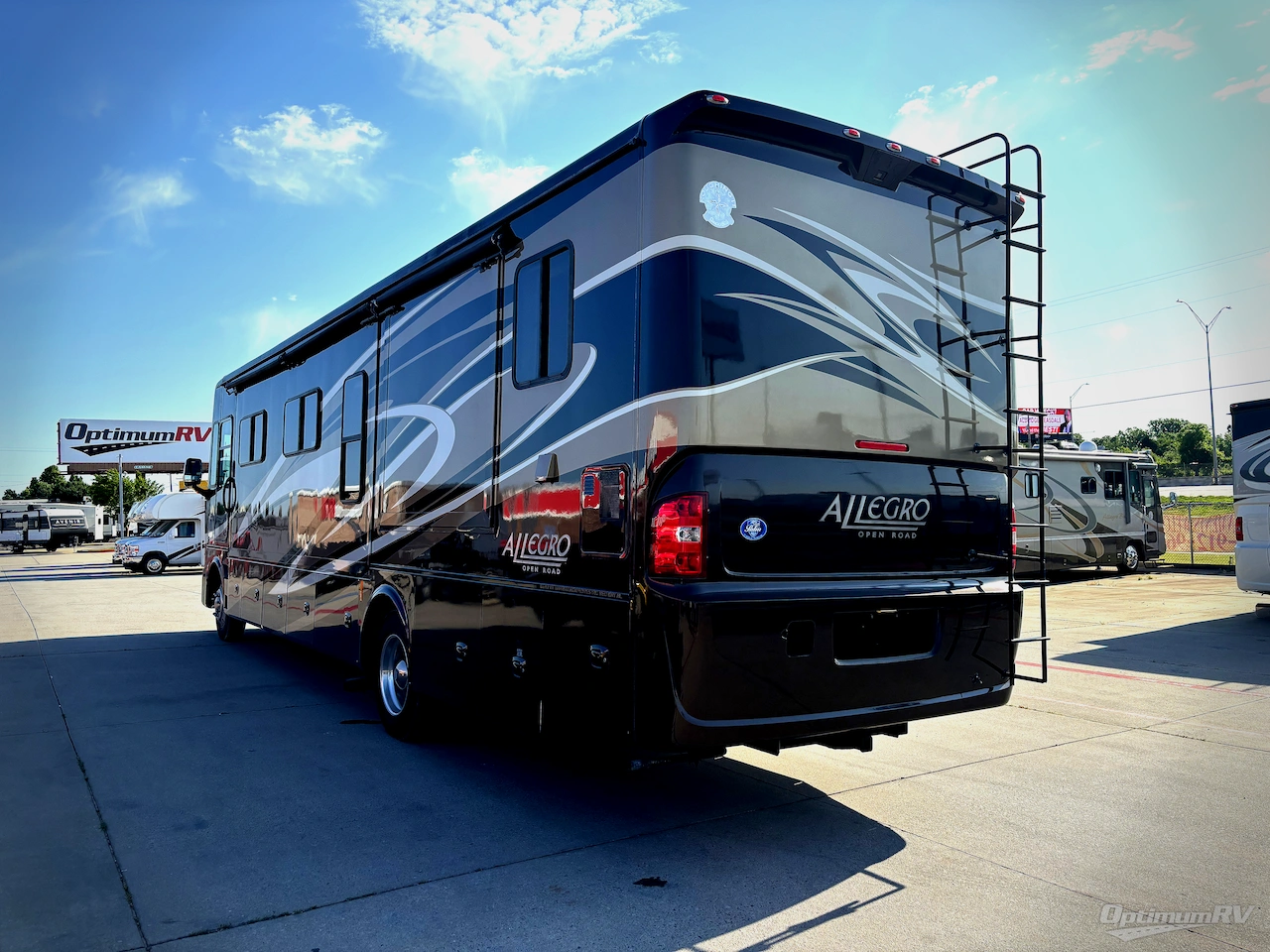 2014 Tiffin Allegro 36 LA Photo 3