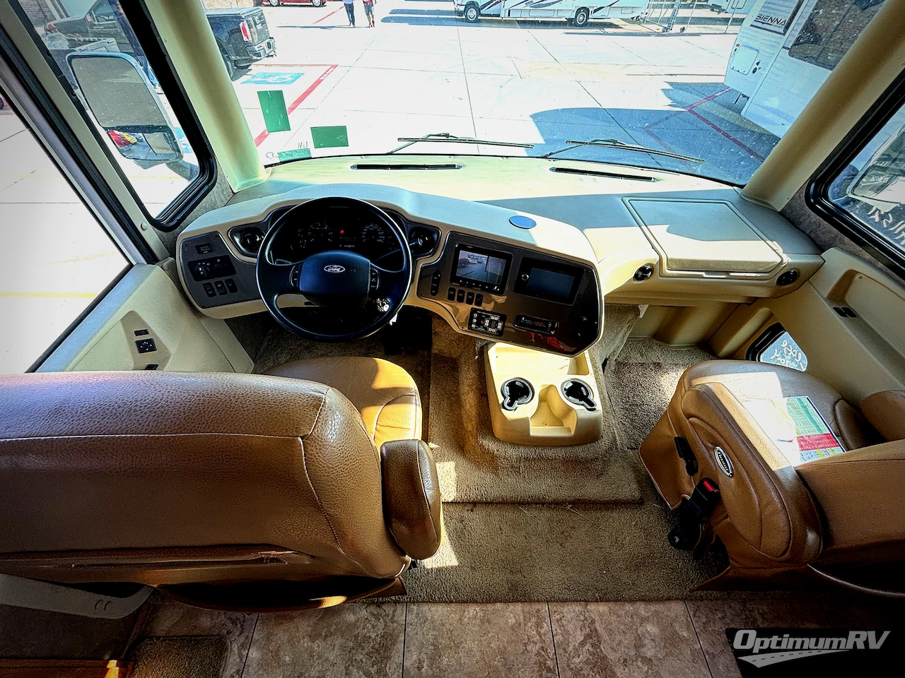 2014 Tiffin Allegro 36 LA Photo 5