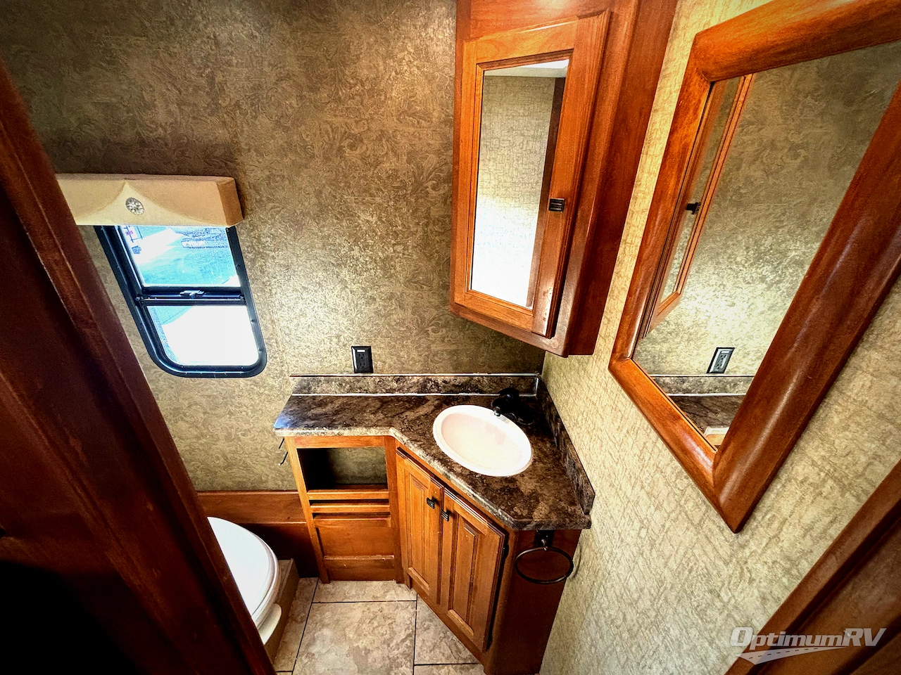 2014 Tiffin Allegro 36 LA Photo 15