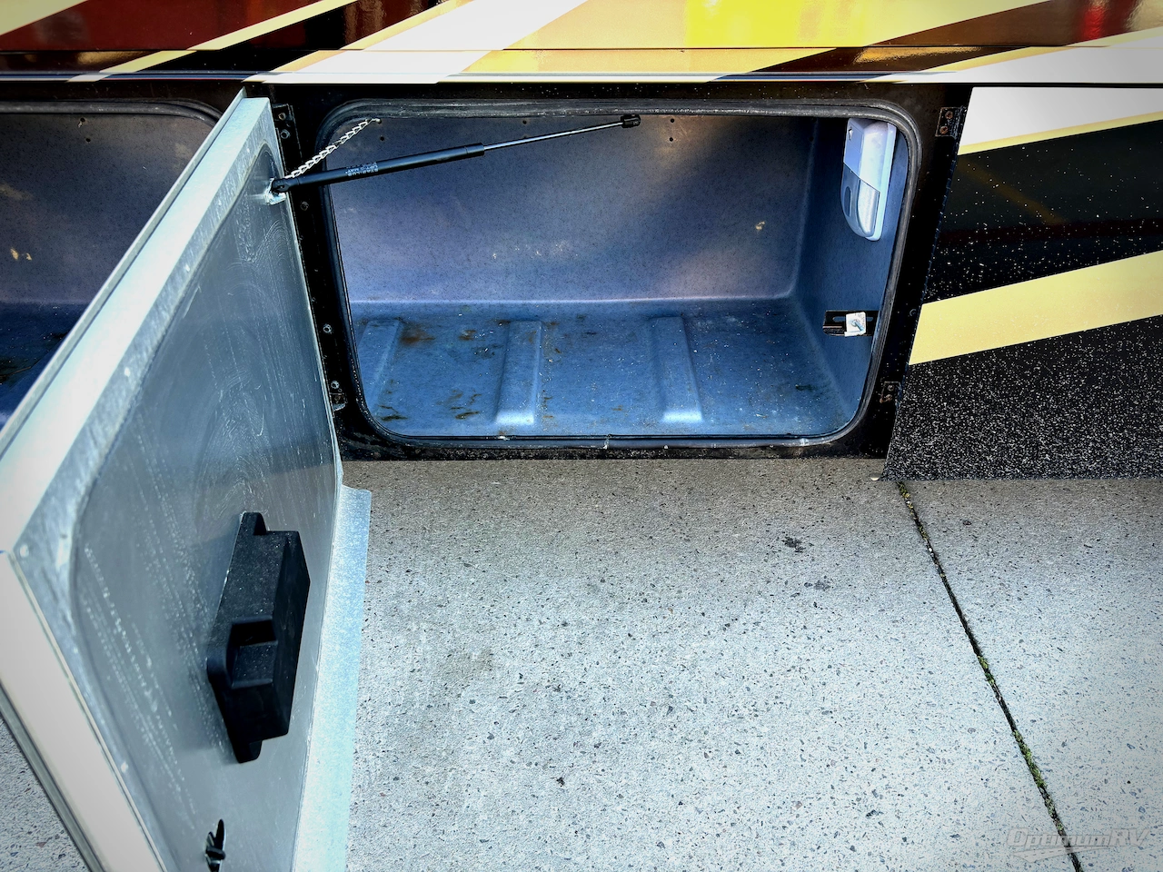 2014 Tiffin Allegro 36 LA Photo 21