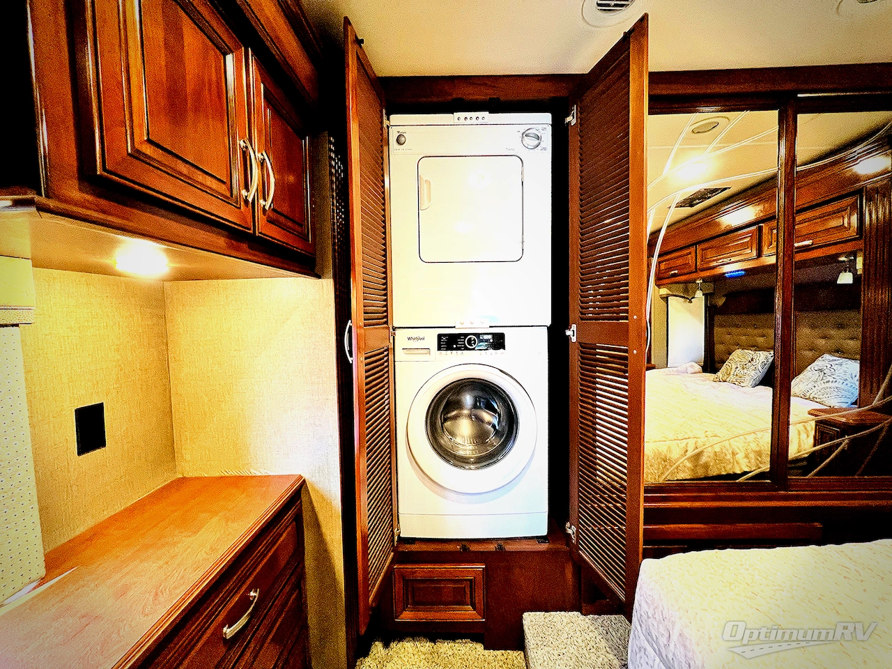 2017 Forest River Berkshire XL 40A Photo 23