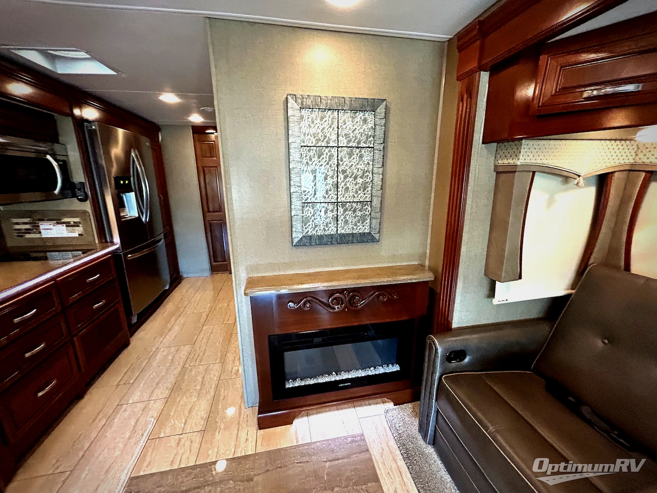 2019 Forest River Berkshire XL 37A Photo 12