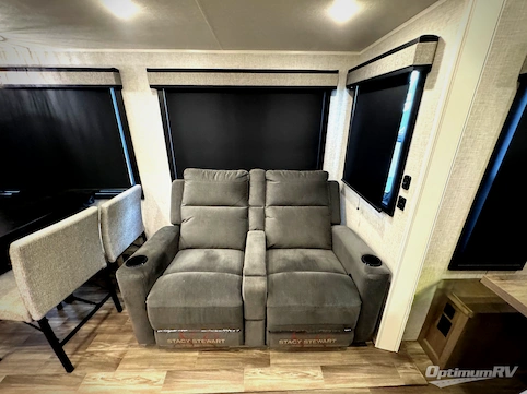 2025 Jayco Eagle 355MBQS RV Photo 4