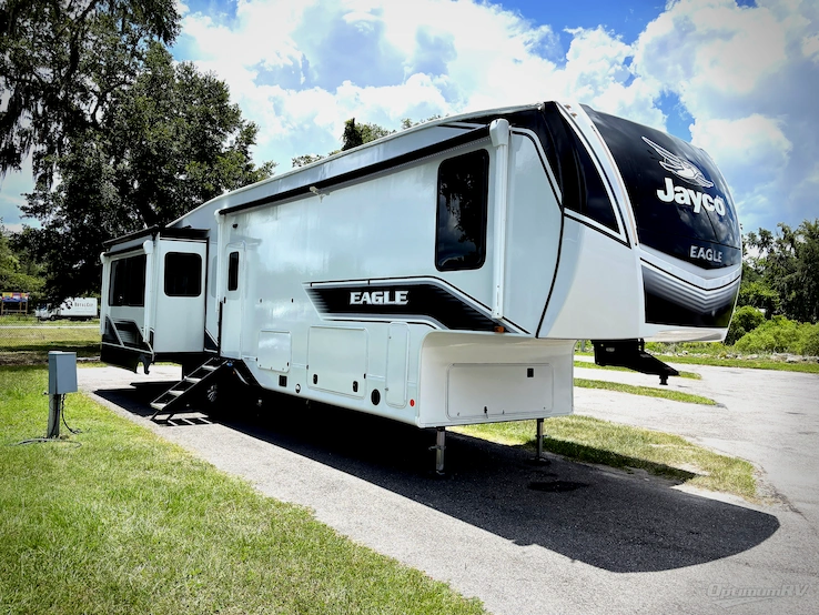 2025 Jayco Eagle 355MBQS RV Photo 1