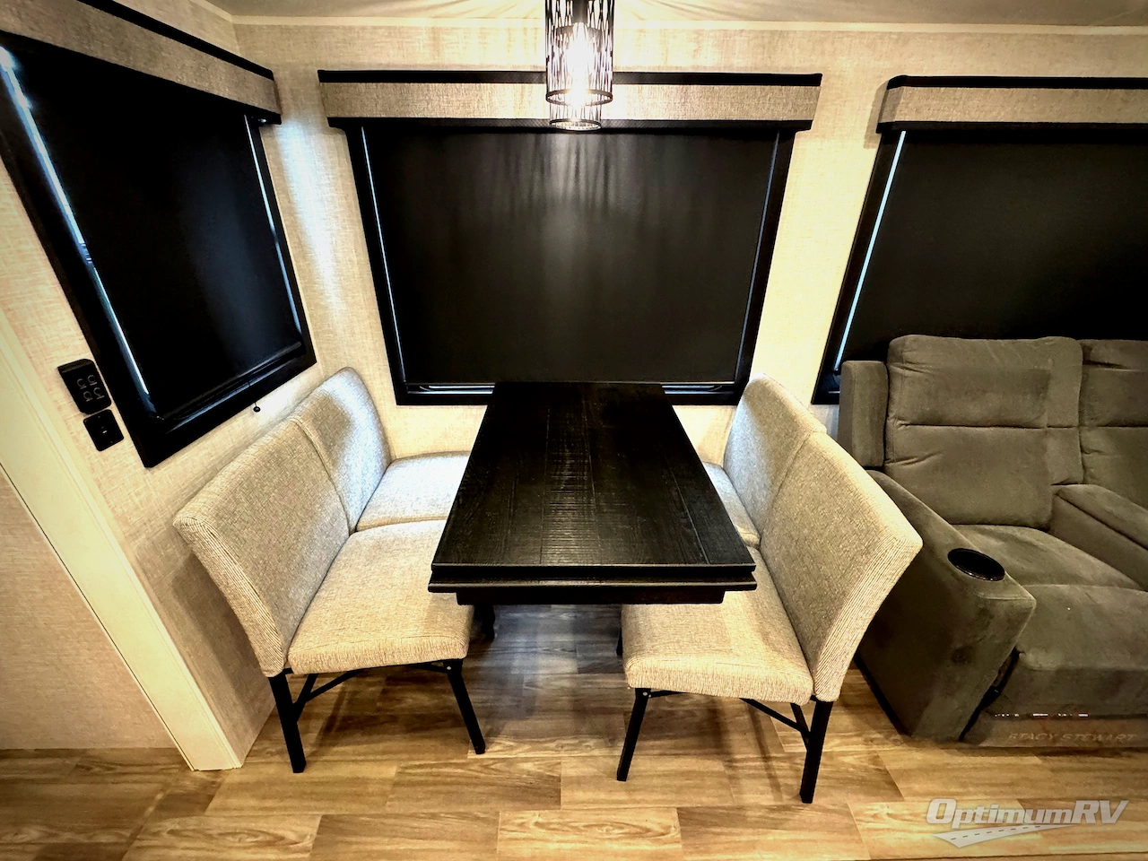 2025 Jayco Eagle 355MBQS Photo 21