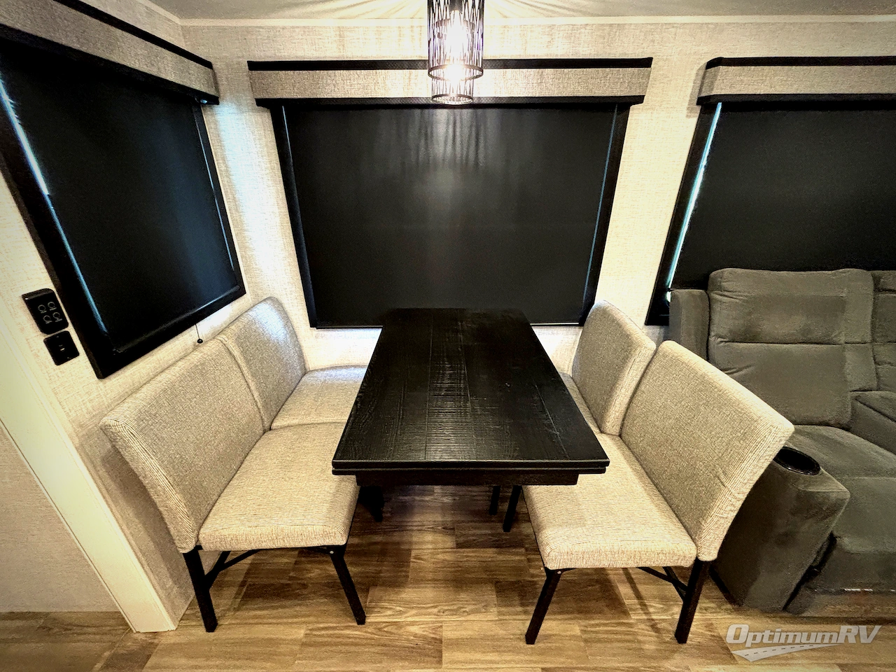 2025 Jayco Eagle 355MBQS Photo 23