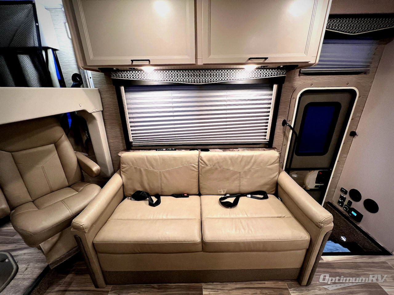 2023 Thor ACE 29D Photo 19