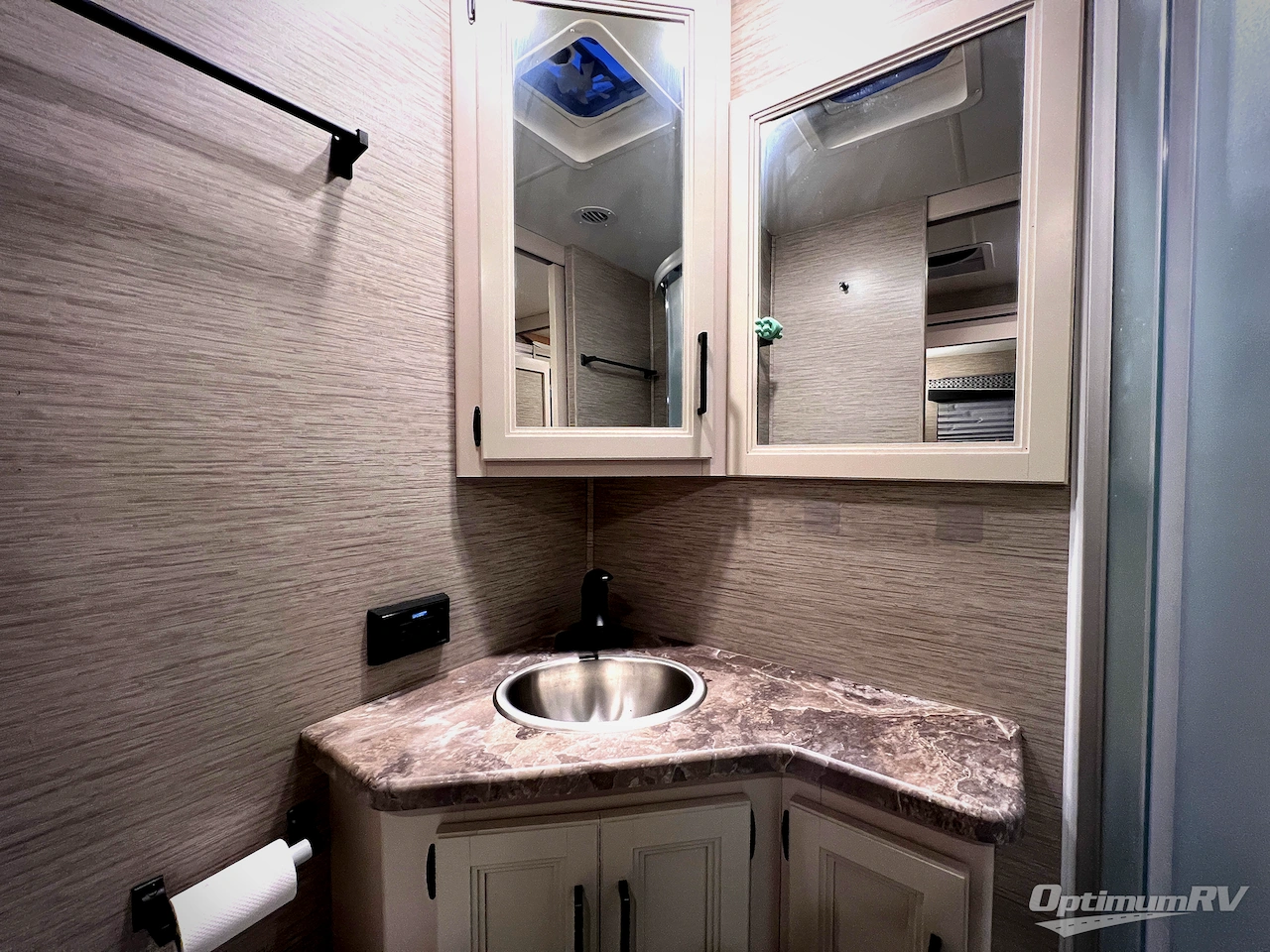 2023 Thor ACE 29D Photo 35