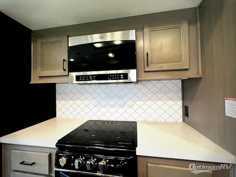 2022 Highland Ridge Mesa Ridge XLT MF294RLS RV Photo 3