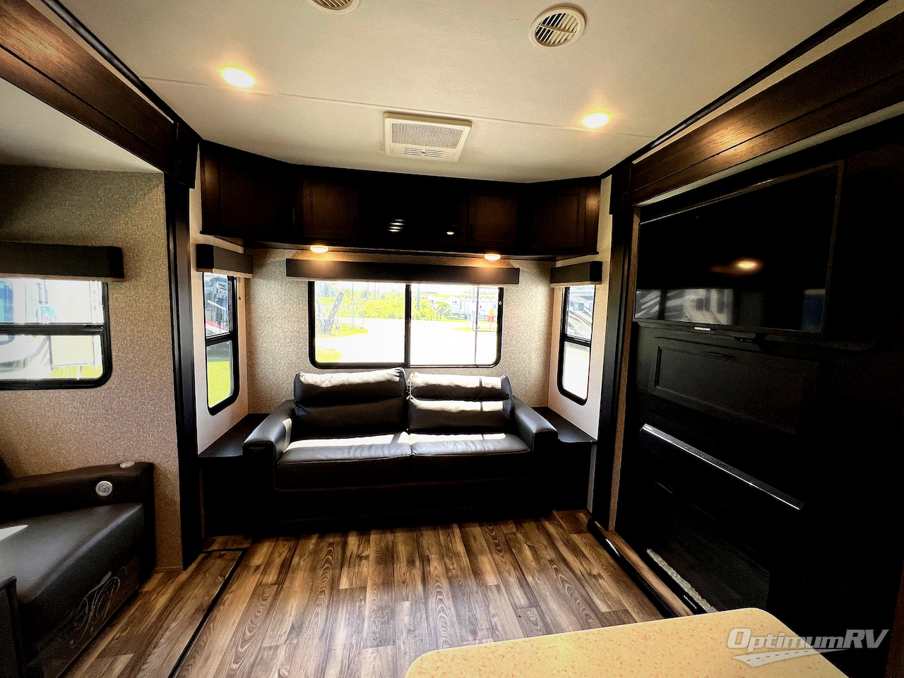 2022 Highland Ridge Mesa Ridge XLT MF294RLS Photo 6