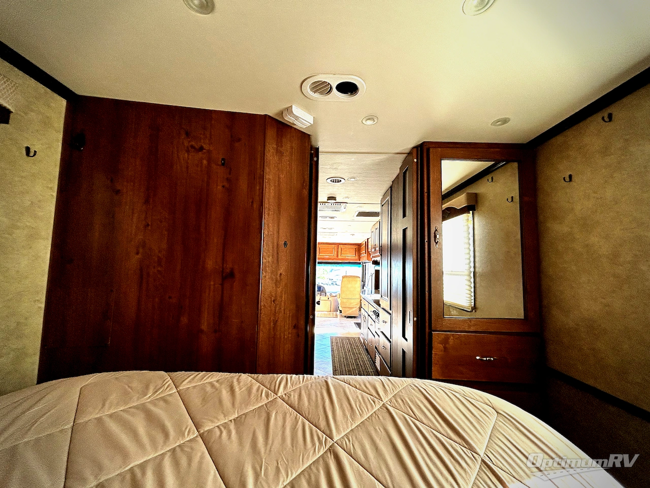 2013 Fleetwood Excursion 33A Photo 14